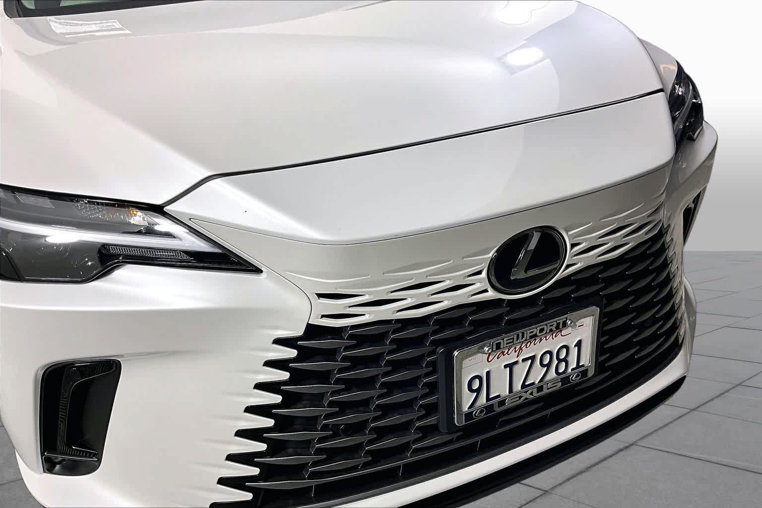 Certified 2024 Lexus RX 350 FWD w/ Technology Package image 27
