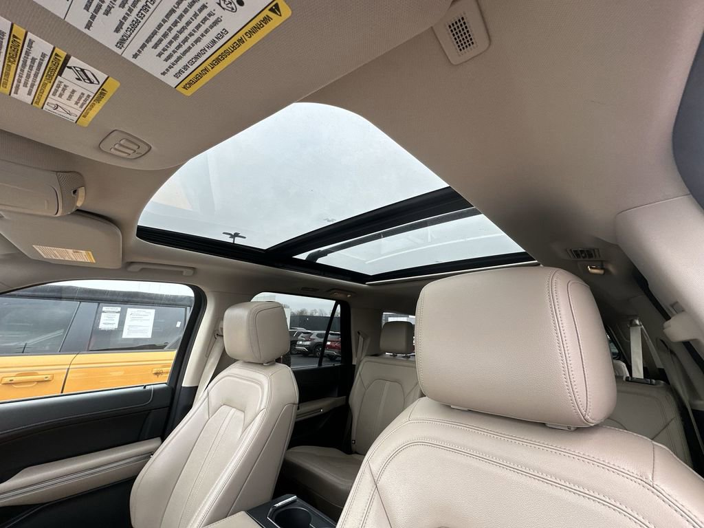 Used 2023 Ford Expedition Max Limited AWD/4WD image 22