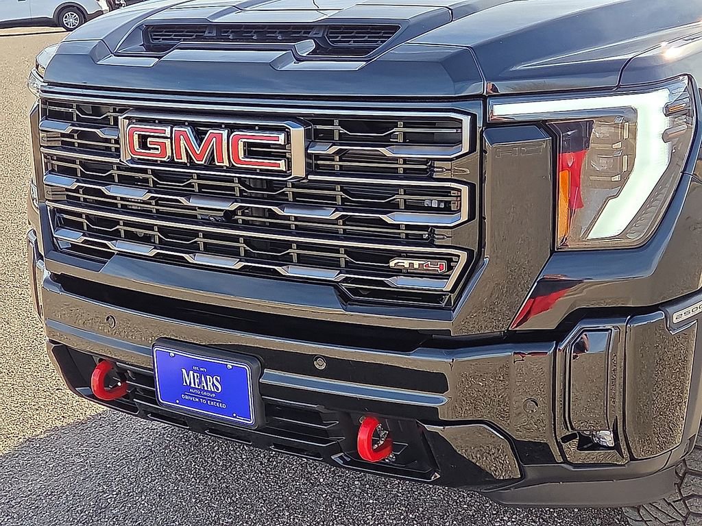 Used 2025 GMC Sierra 2500 AT4 w/ AT4 Premium Plus Package image 9