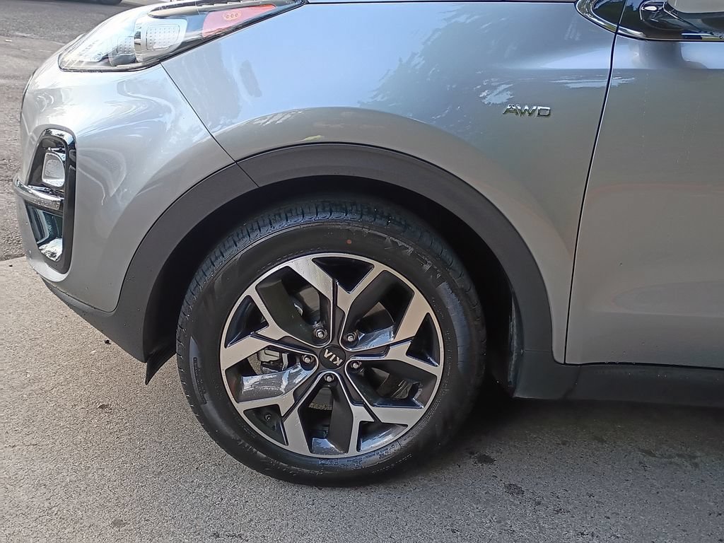 Used 2020 Kia Sportage EX w/ Option Group 15 AWD/4WD image 9