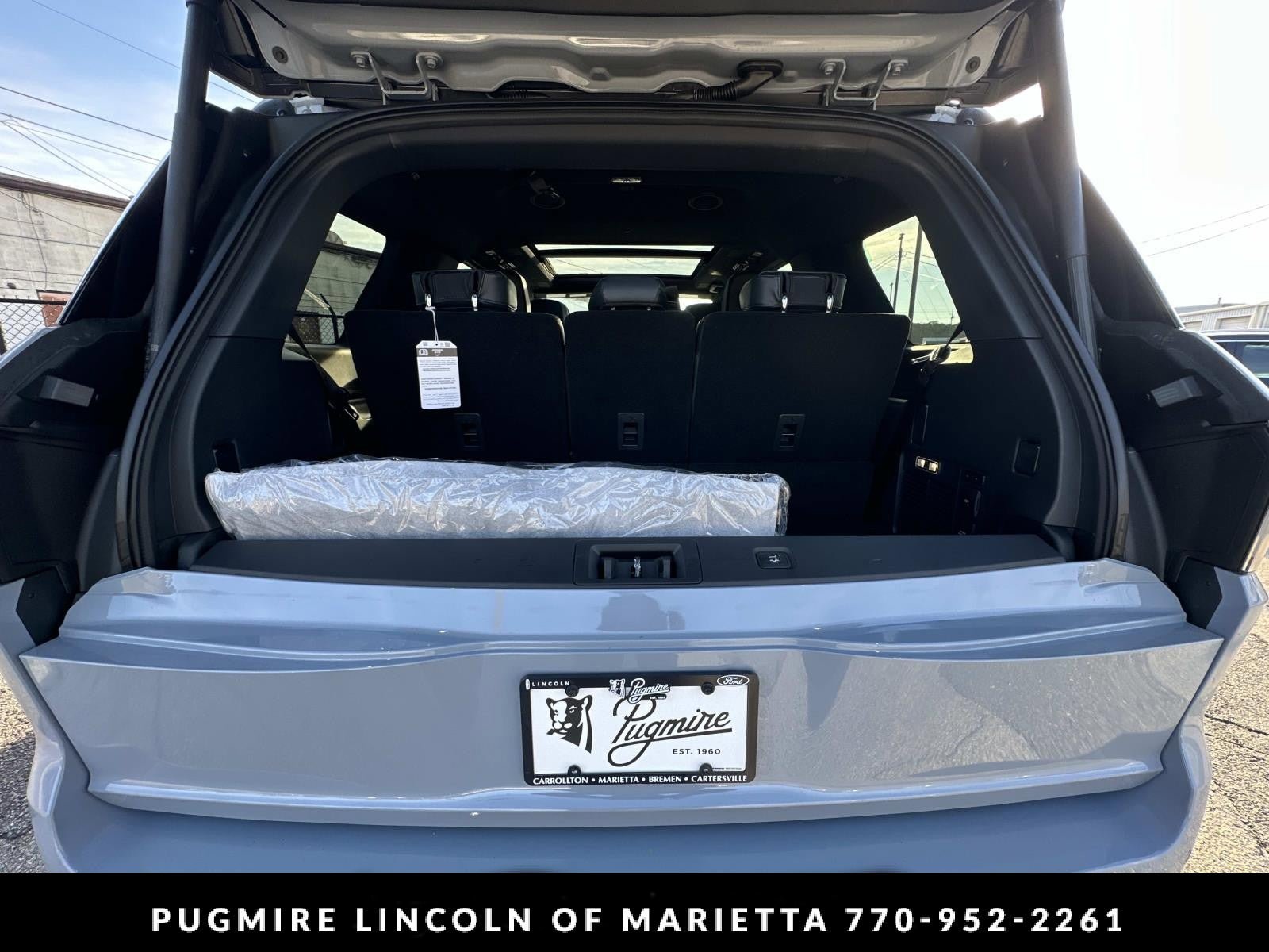 New 2025 Lincoln Navigator Reserve w/ Jet Appearance Package AWD/4WD image 19