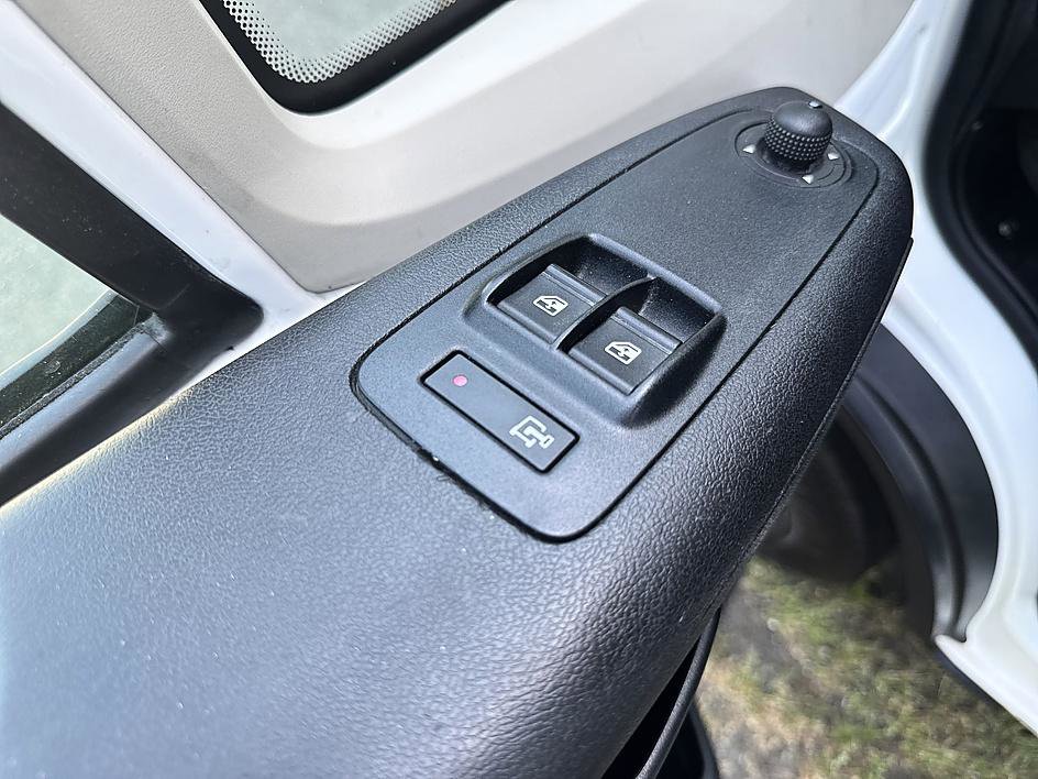 Used 2021 RAM ProMaster 2500 FWD image 10