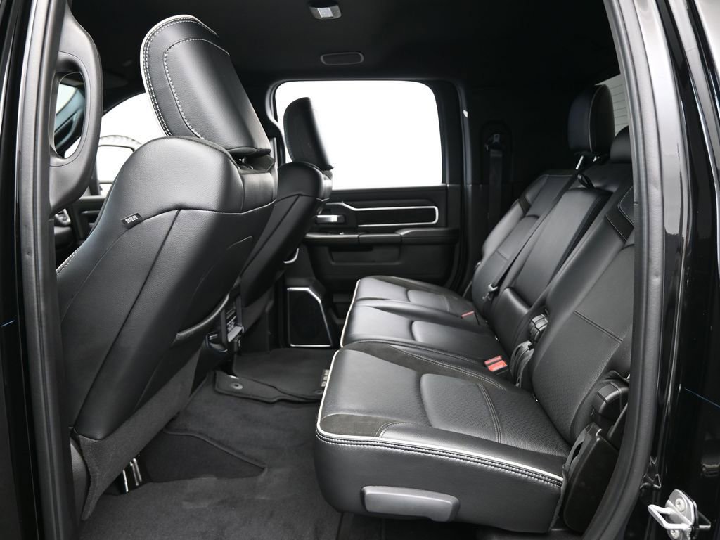 Used 2025 RAM 3500 Laramie image 37