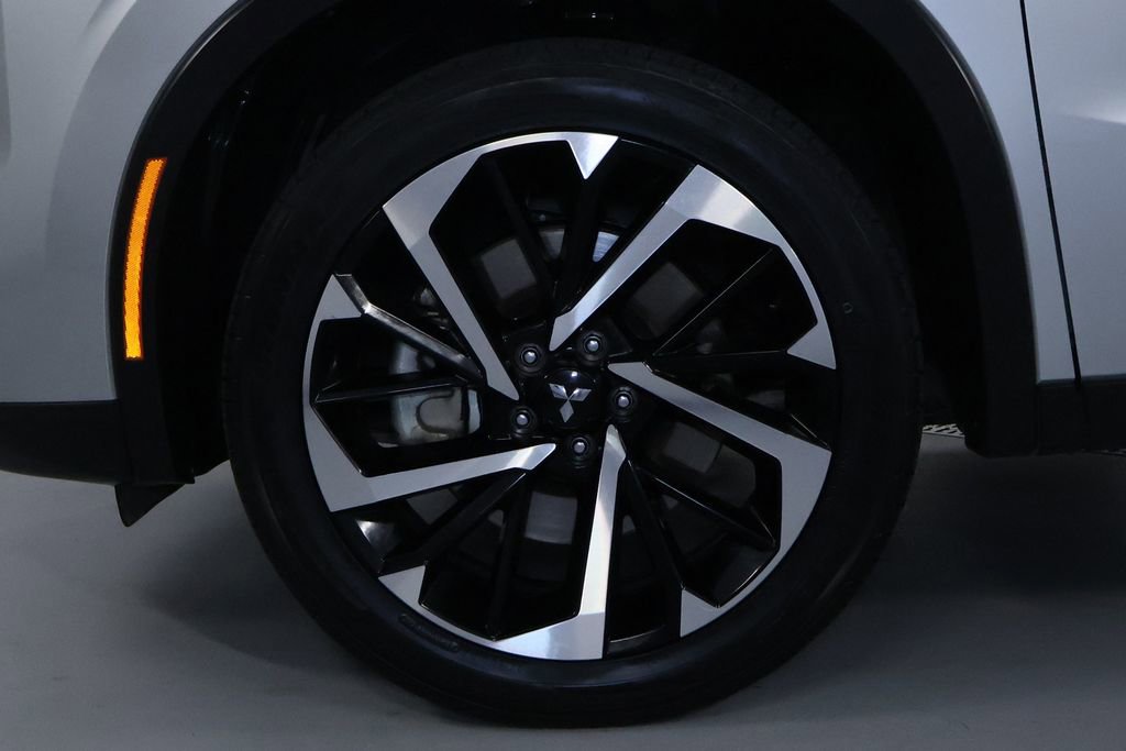 Used 2024 Mitsubishi Outlander SE image 34