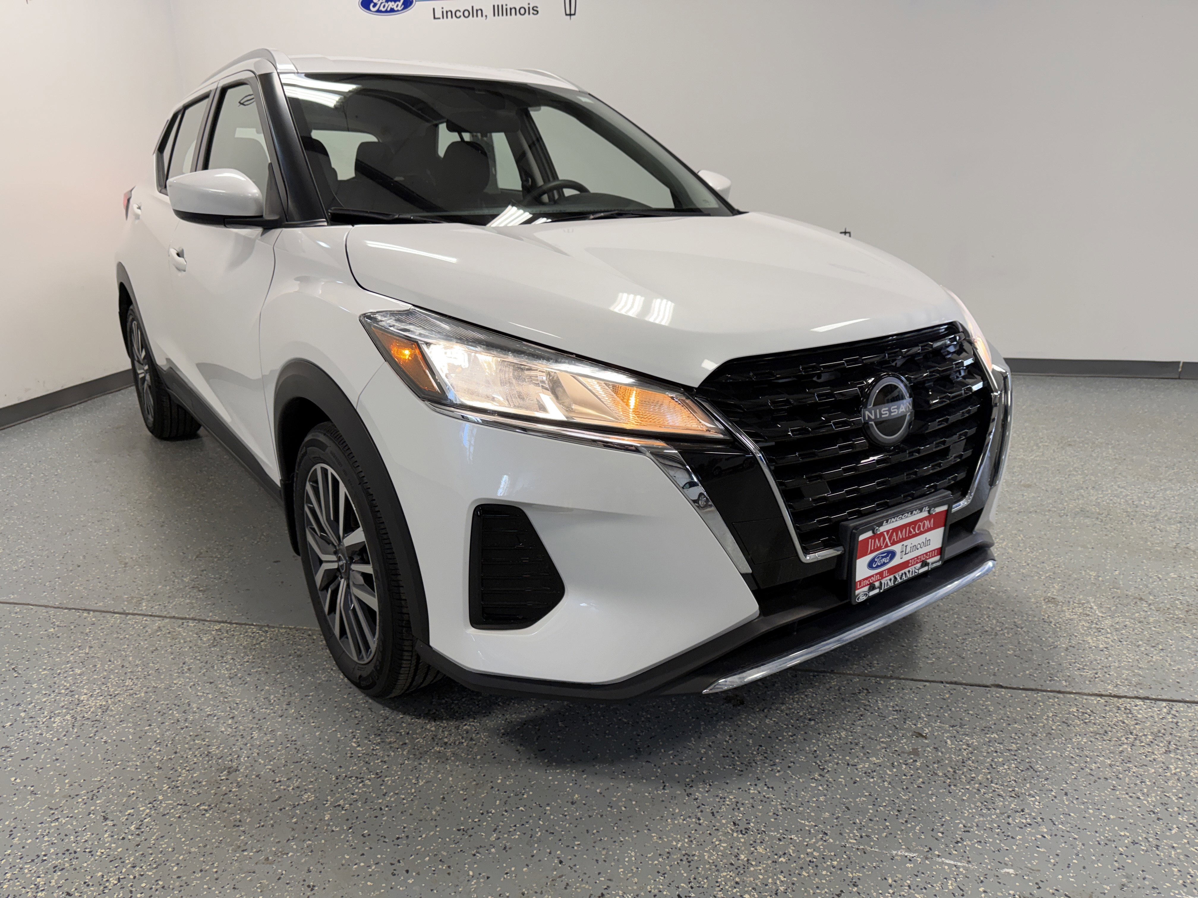 Used 2024 Nissan Kicks SV image 33