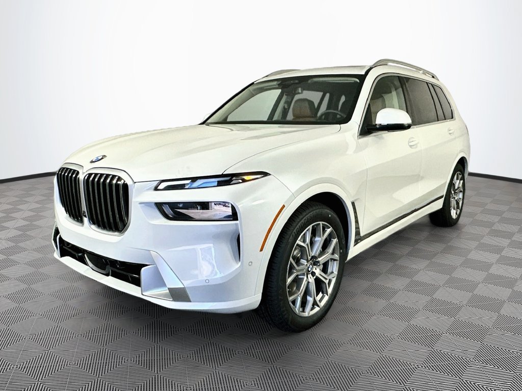 Used 2027 BMW X7 xDrive40i AWD/4WD image 4
