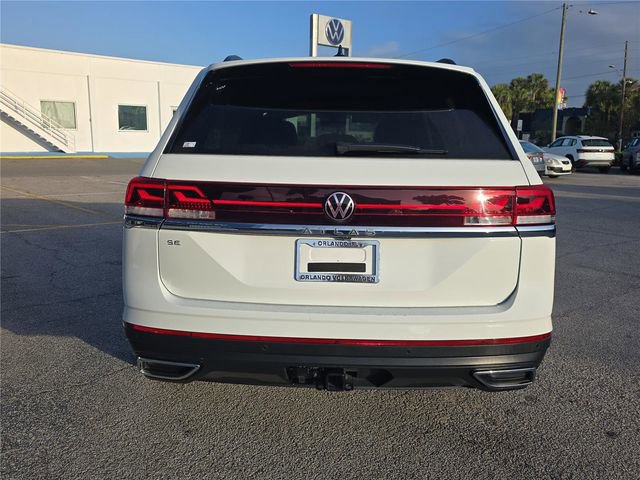 Used 2025 Volkswagen Atlas SE FWD image 3