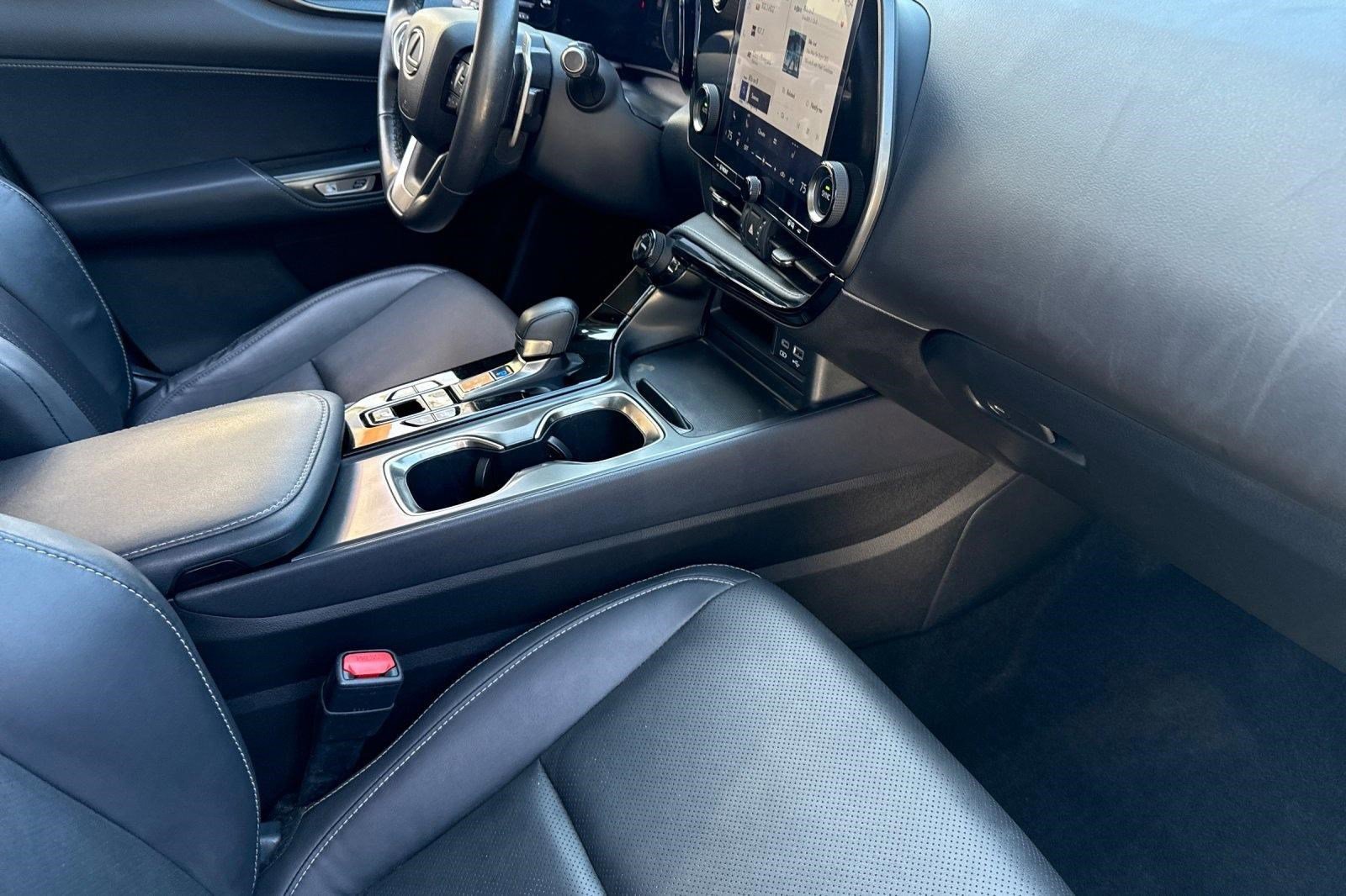 Used 2024 Lexus NX 350 AWD w/ Cold Area Package image 31