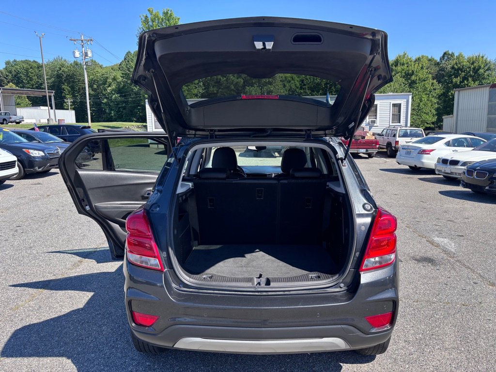 Used 2019 Chevrolet Trax LT w/ Driver Confidence Package AWD/4WD image 21