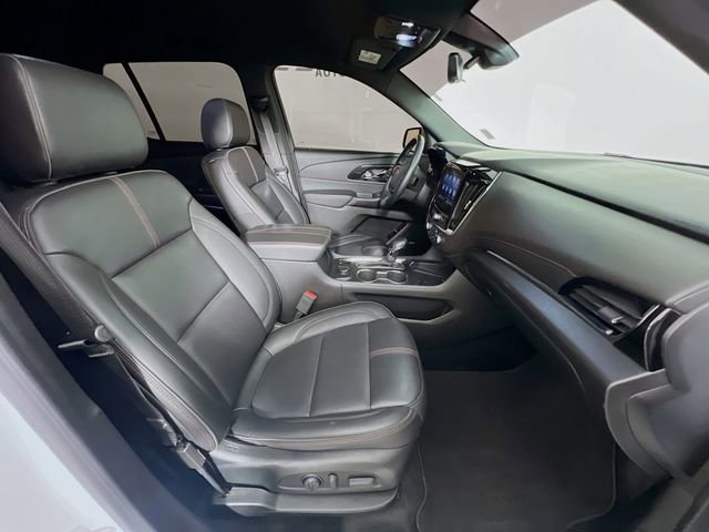Used 2023 Chevrolet Traverse RS image 41