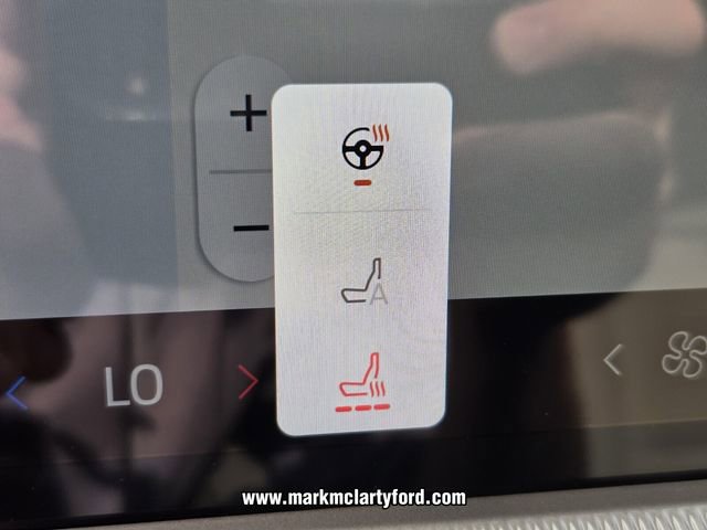 New 2026 Ford Explorer Active w/ Active Comfort Package image 18