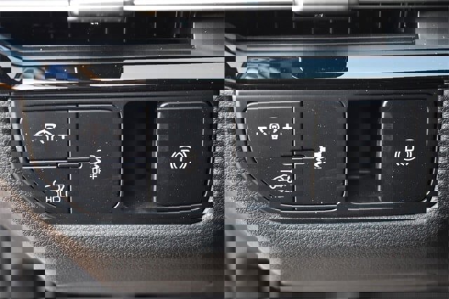 New 2026 Kia Sportage X-Line w/ X-Line Premium Package image 25