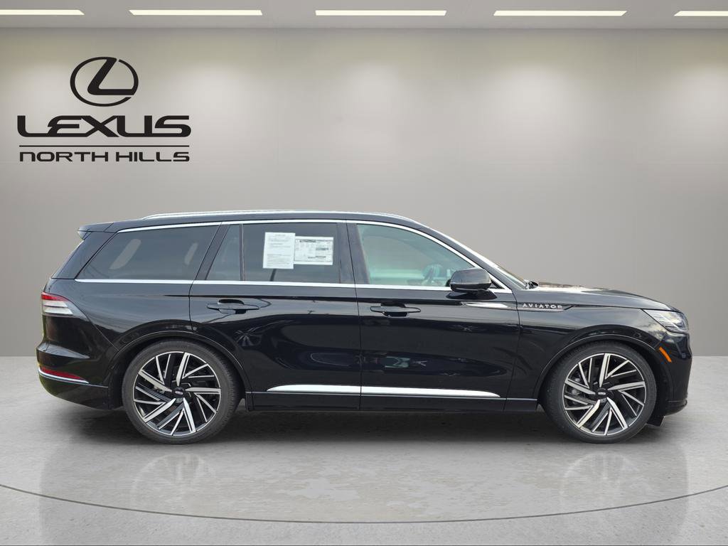 Used 2025 Lincoln Aviator Black Label image 6