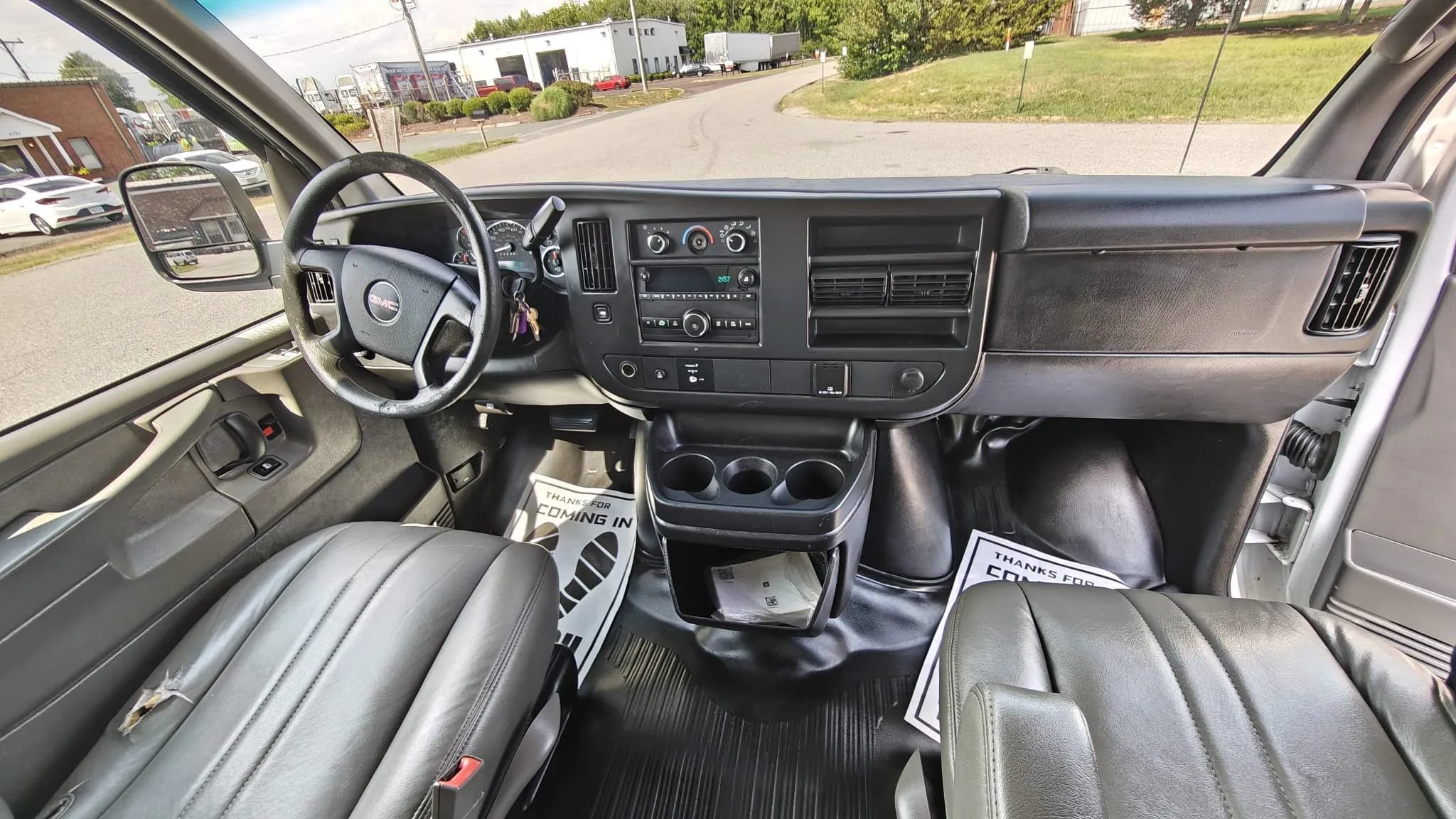 Used 2015 GMC Savana 2500 RWD image 11