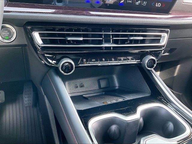 New 2027 Chevrolet Traverse RS AWD/4WD image 23