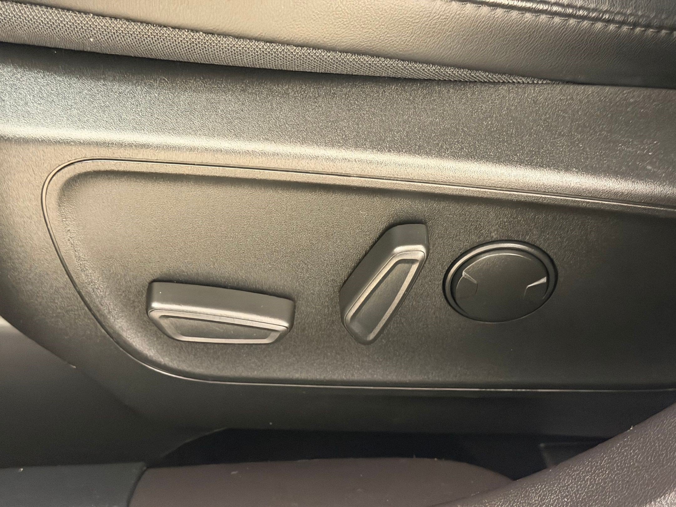 Certified 2023 Ford Escape ST-Line w/ Tech Pack #1 FWD image 15