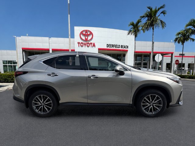 Used 2025 Lexus NX 250 FWD w/ Accessory Package (Z2) image 18