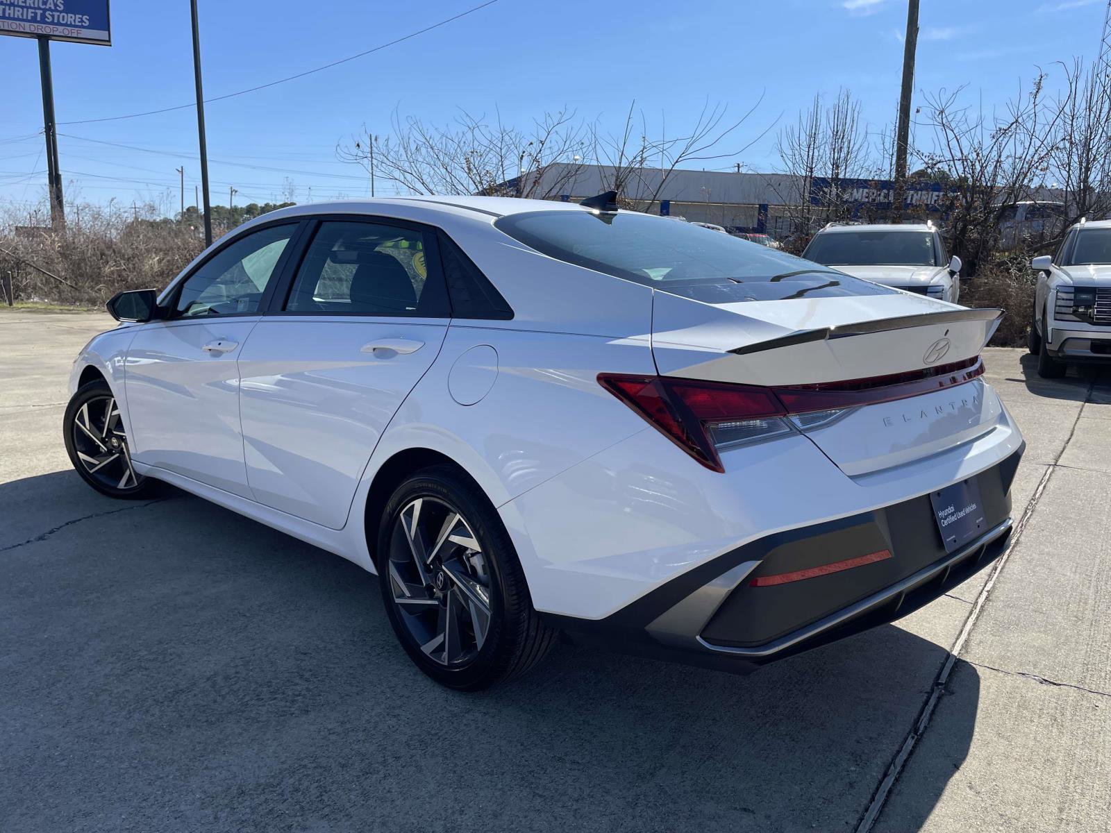 Certified 2025 Hyundai Elantra Sport image 4