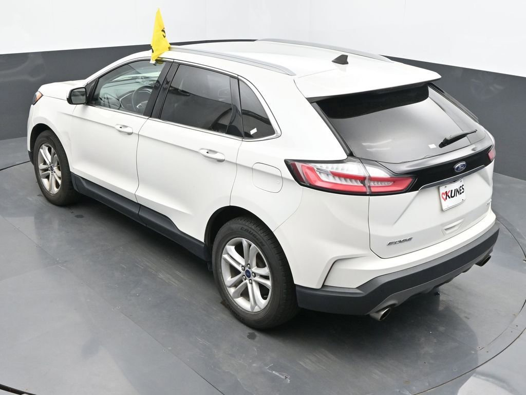 Used 2020 Ford Edge SEL w/ Cold Weather Package FWD image 33
