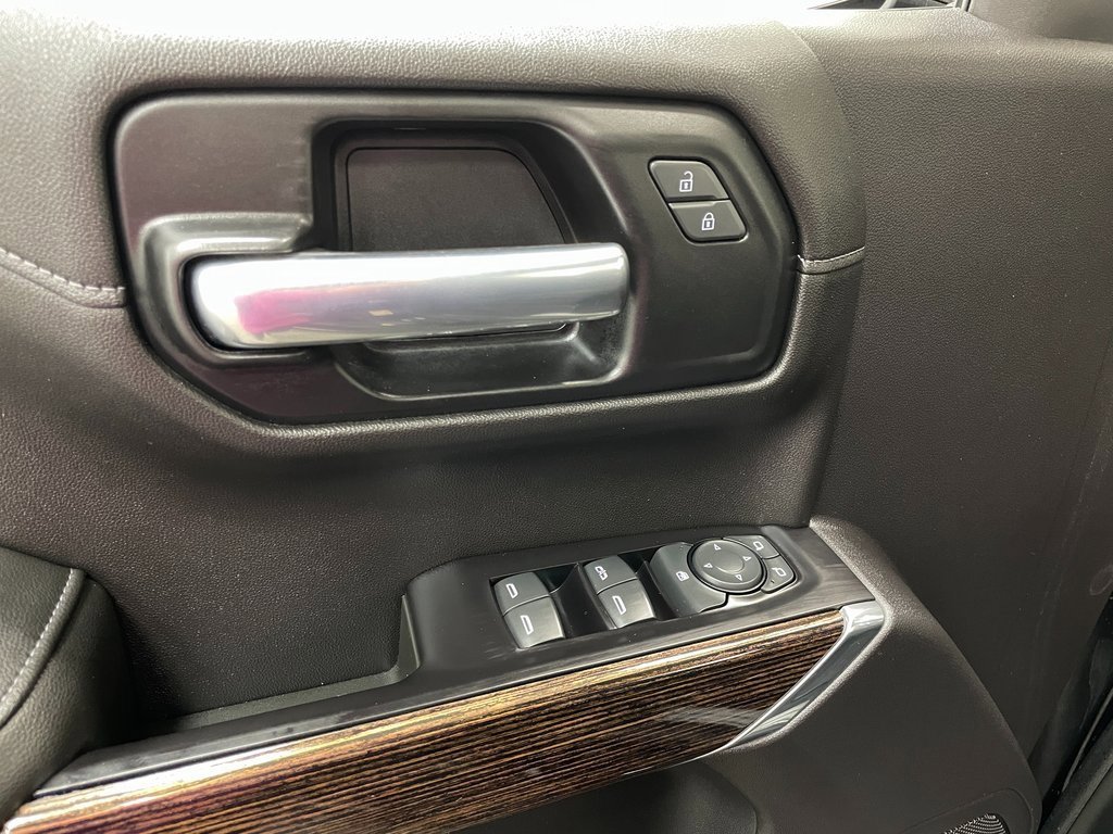 Certified 2020 GMC Sierra 1500 SLE w/ SLE Value Package image 26