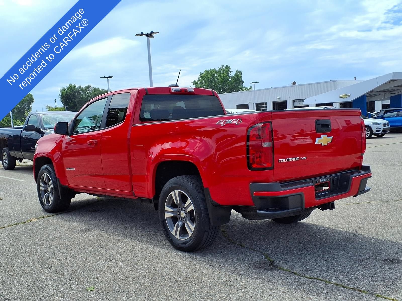 Used 2017 Chevrolet Colorado W/T w/ Custom Special Edition AWD/4WD image 8