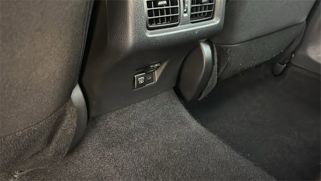 Used 2025 Toyota Camry LE image 21