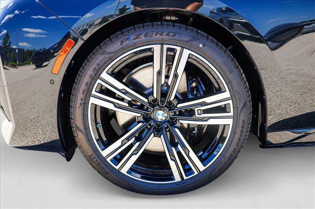 New 2025 BMW 760i xDrive image 9