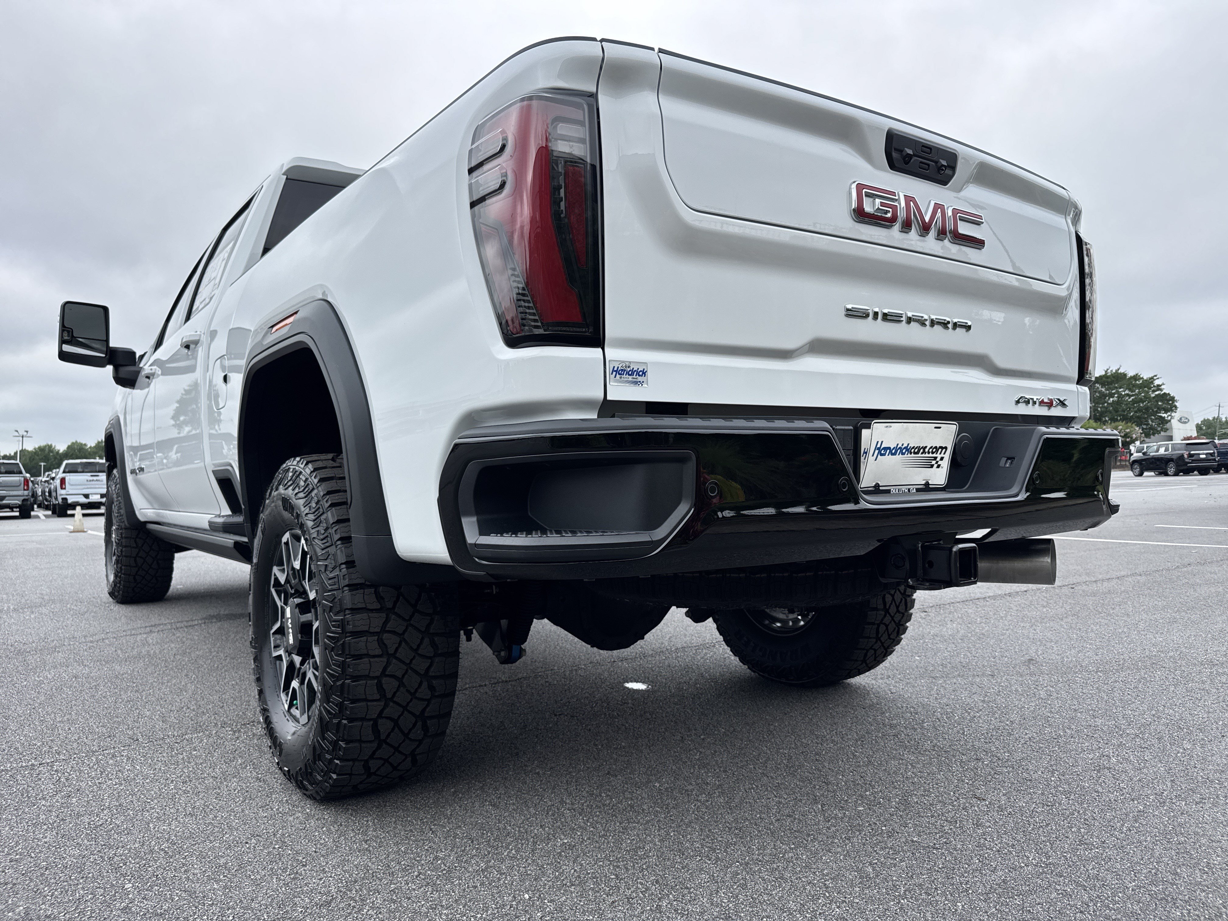 New 2026 GMC Sierra 2500 AT4X AWD/4WD image 8