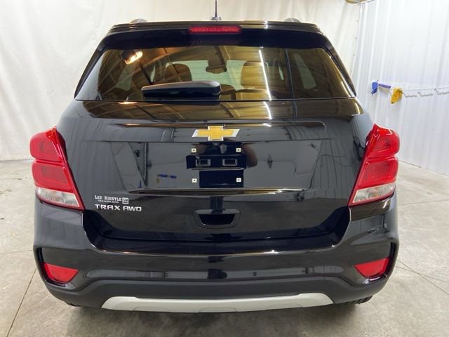 Used 2022 Chevrolet Trax LT w/ LT Convenience Package AWD/4WD image 7