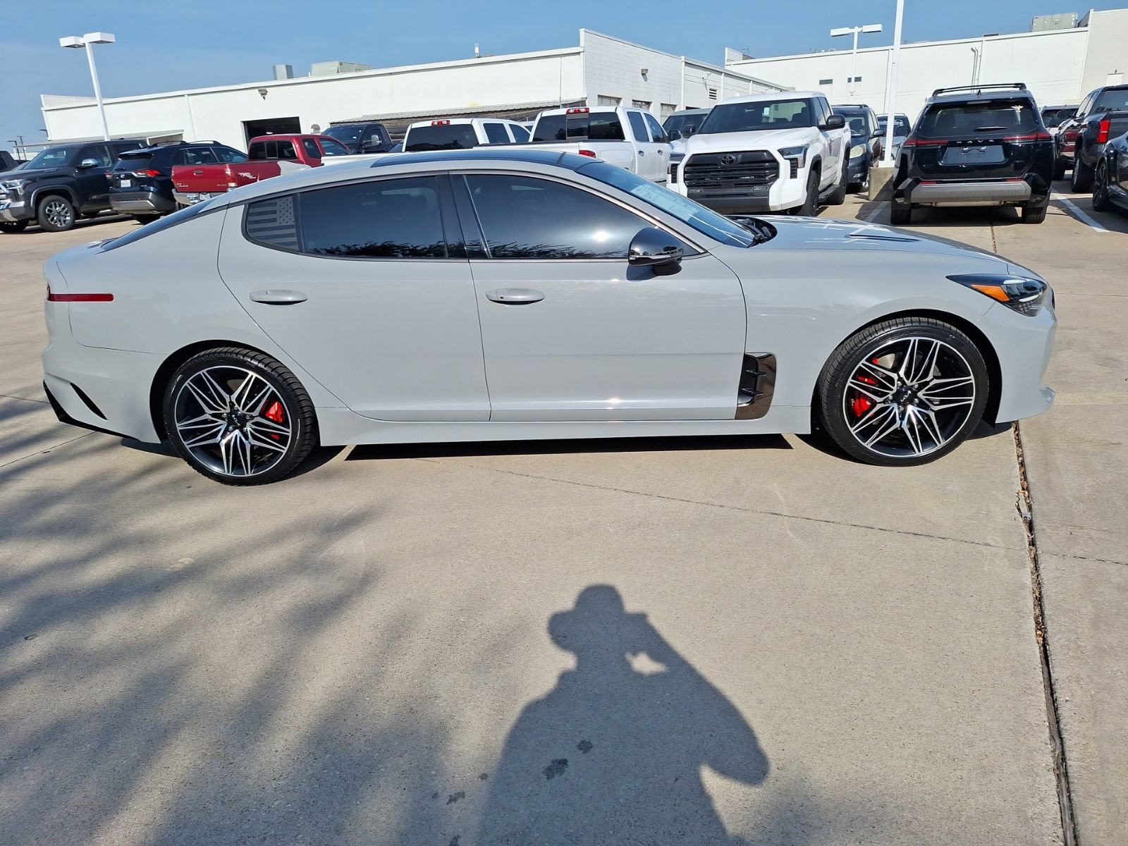 Used 2022 Kia Stinger GT1 AWD/4WD image 7