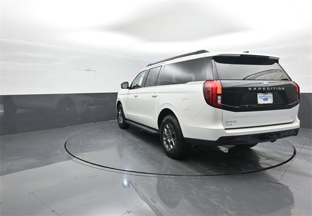 New 2026 Ford Expedition Max Active image 5