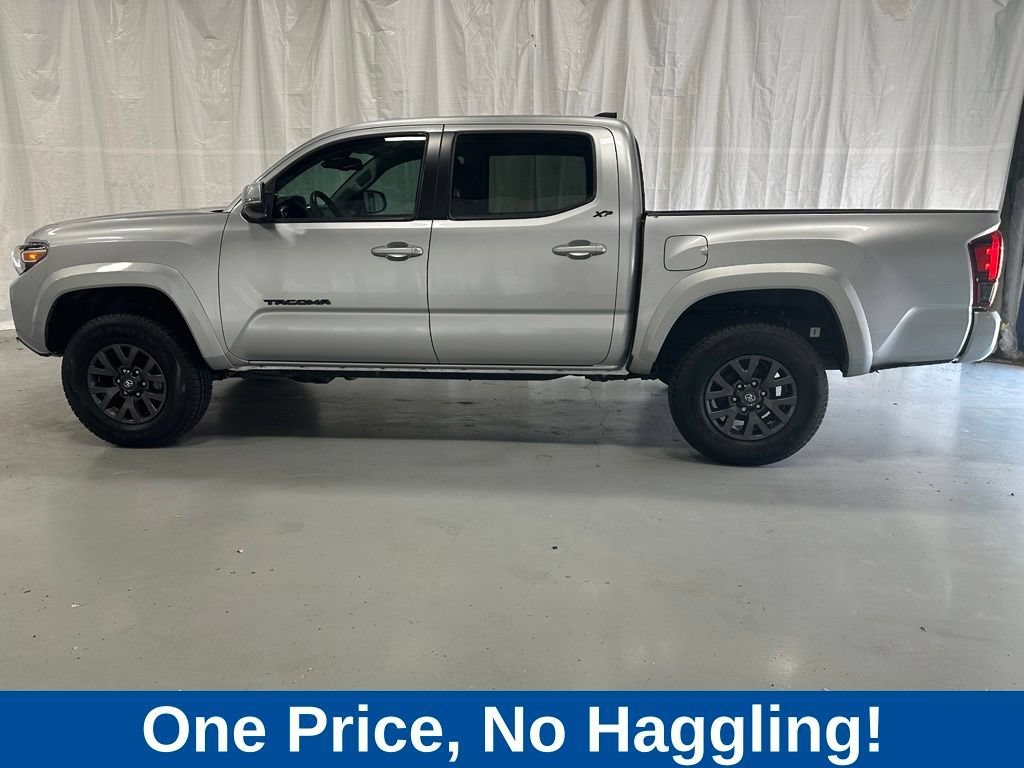 Used 2023 Toyota Tacoma SR5 w/ Technology Package AWD/4WD image 4