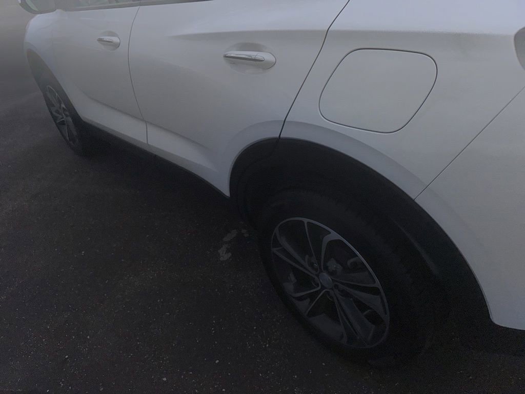 Used 2023 Buick Encore GX Select AWD/4WD image 8