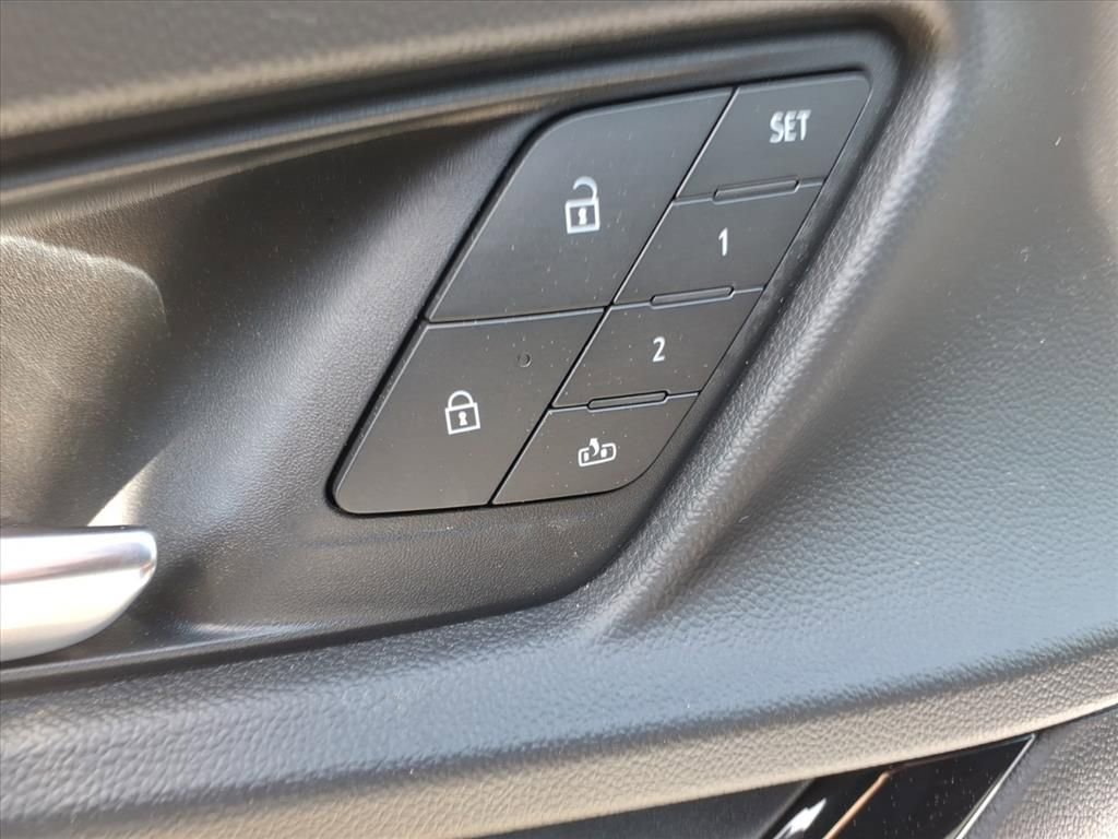 New 2026 Chevrolet Equinox RS w/ Convenience Package III image 11