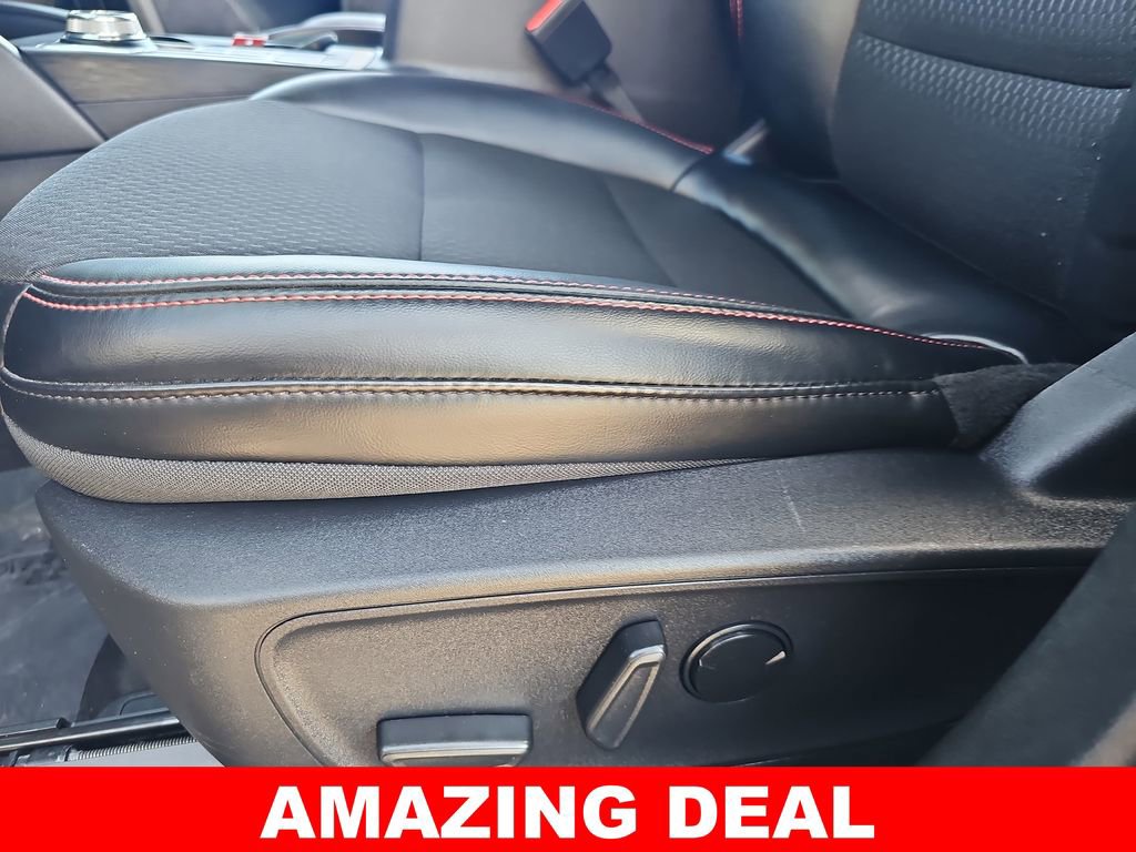 Used 2025 Ford Escape ST-Line image 28
