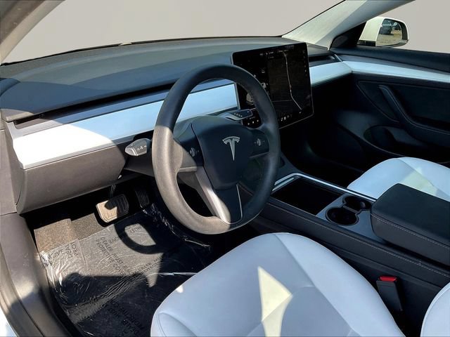 Used 2022 Tesla Model 3 Long Range AWD/4WD image 16