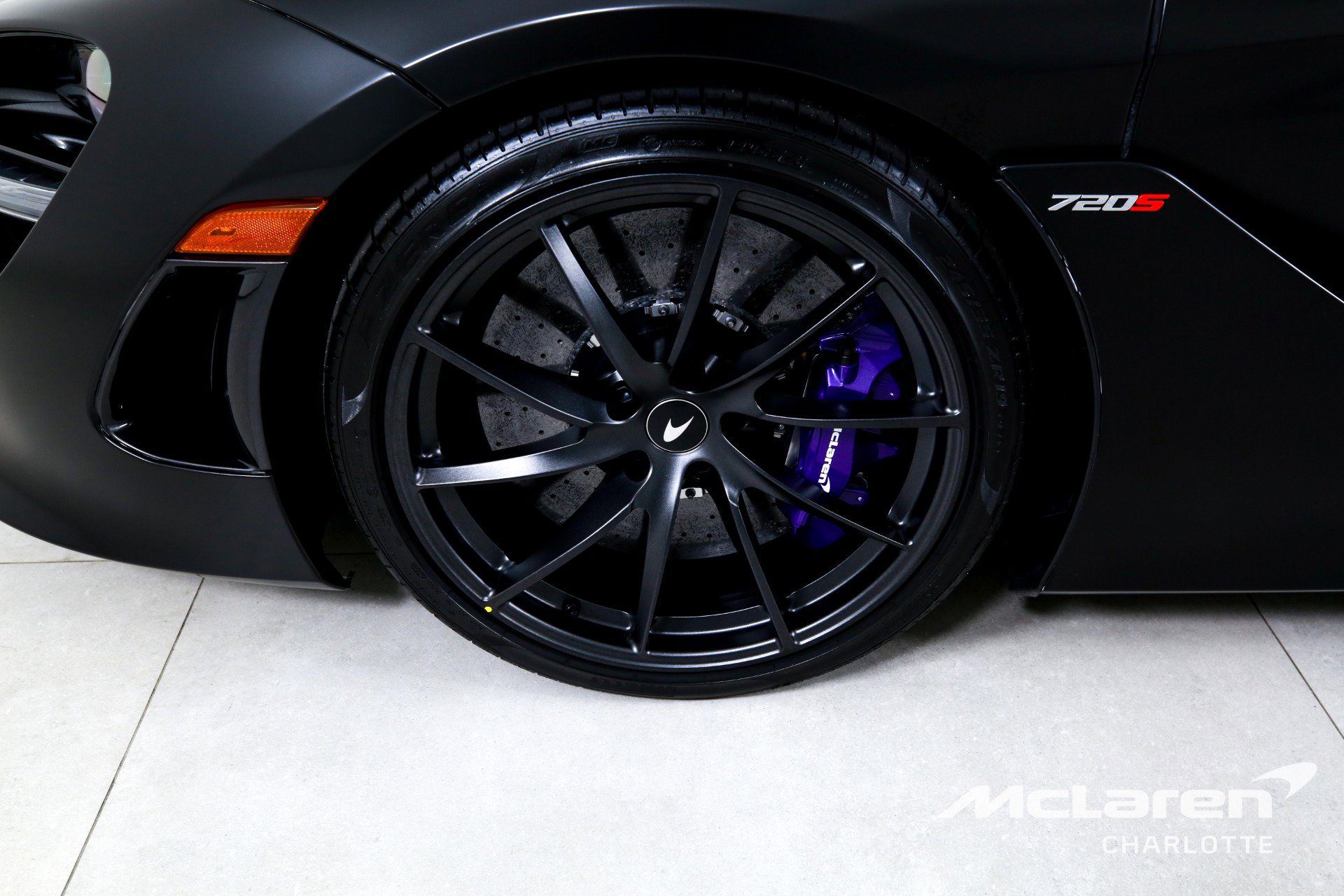 Used 2022 McLaren 720S Spider RWD image 26