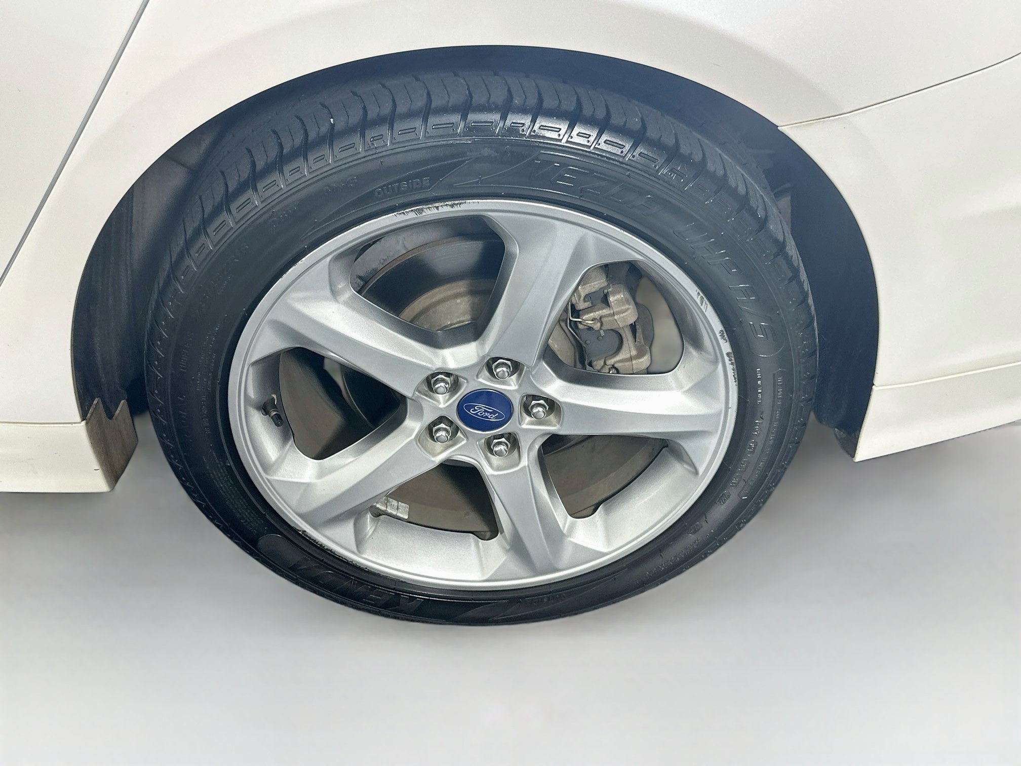 Used 2013 Ford Fusion SE FWD image 11