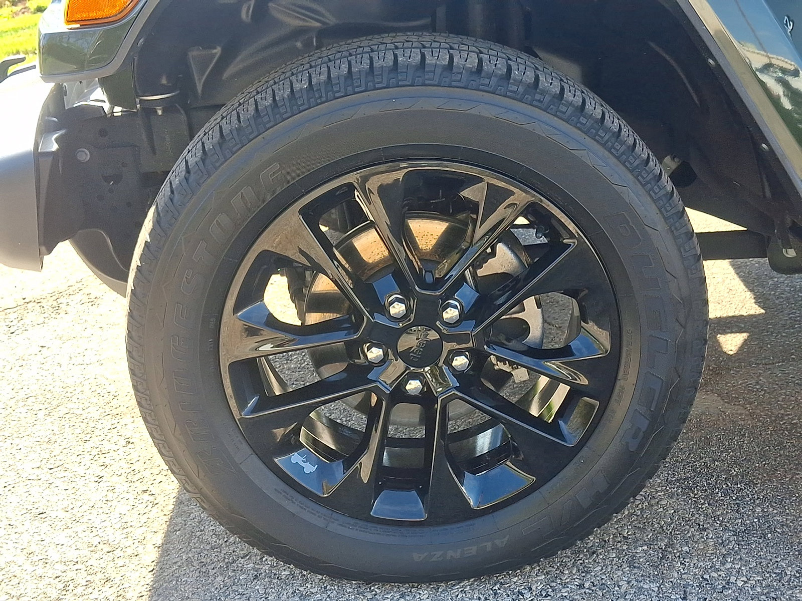 Used 2021 Jeep Wrangler Unlimited Sahara w/ Cold Weather Group image 29