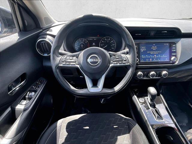 Used 2023 Nissan Kicks SV FWD image 7