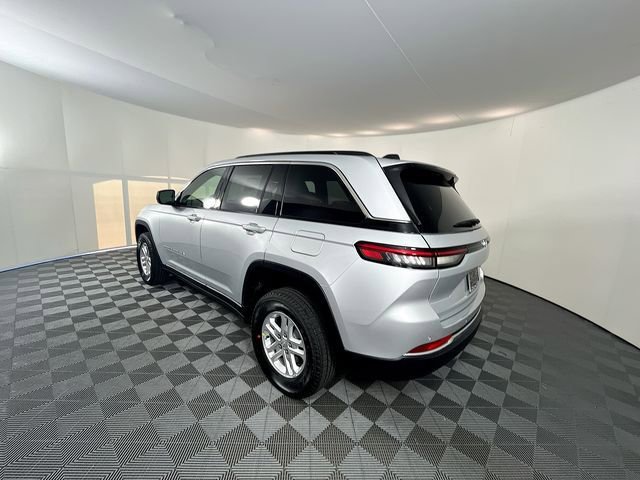 New 2025 Jeep Grand Cherokee Laredo w/ Luxury Tech Group I image 6