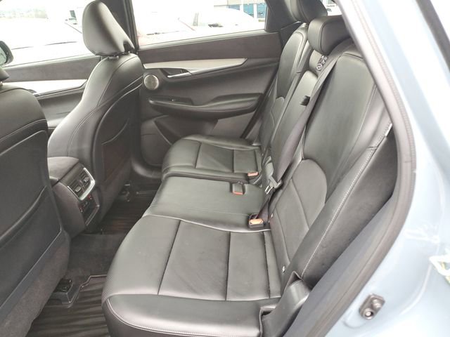 Used 2023 INFINITI QX50 Sensory w/ Accent Package image 28