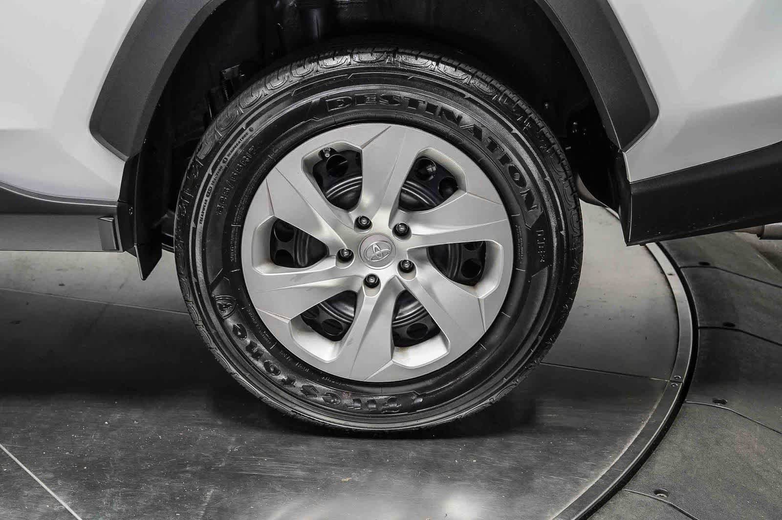 Certified 2023 Toyota RAV4 LE FWD image 11