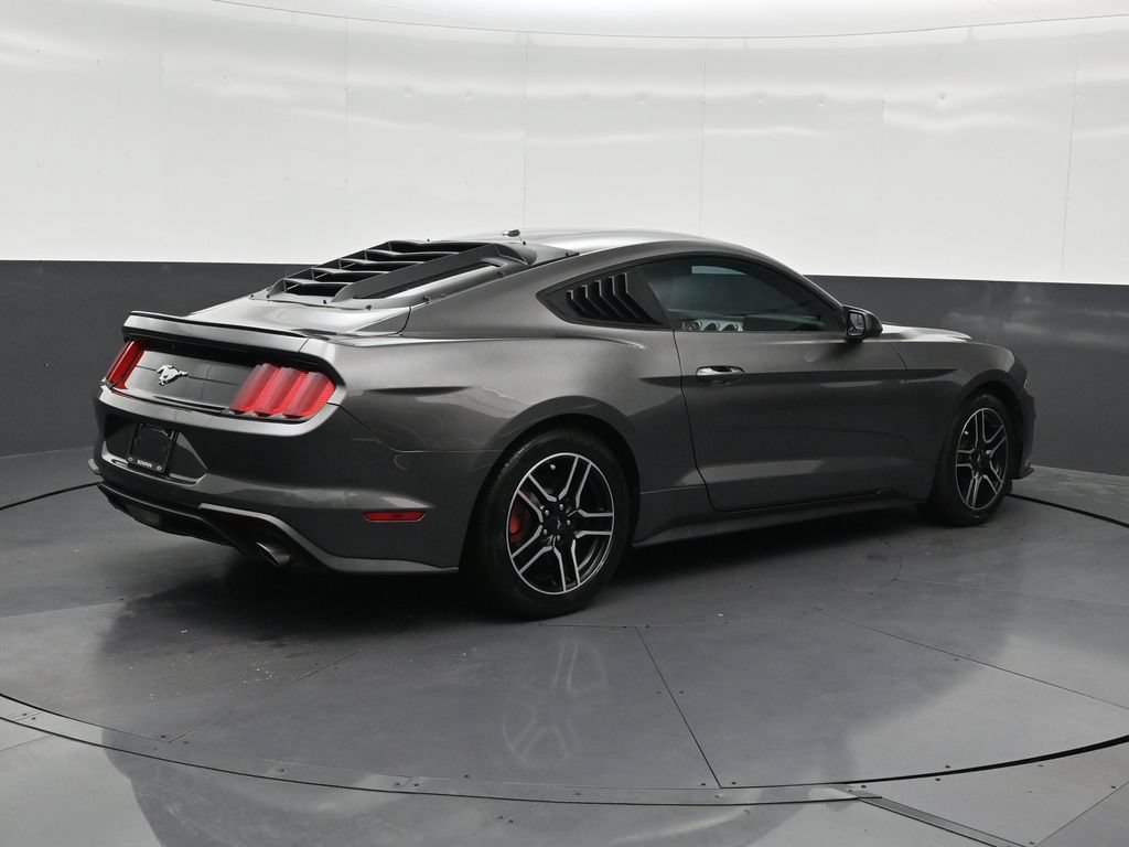 Used 2020 Ford Mustang Coupe w/ Equipment Group 101A RWD image 5