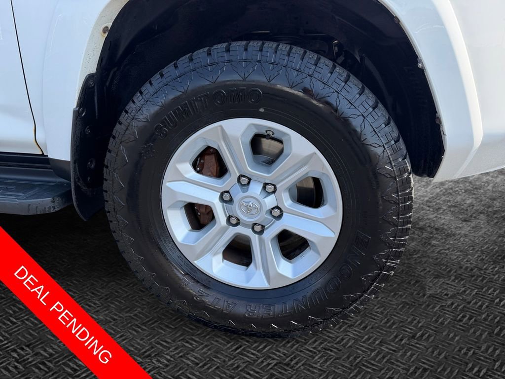 Used 2014 Toyota 4Runner SR5 image 11