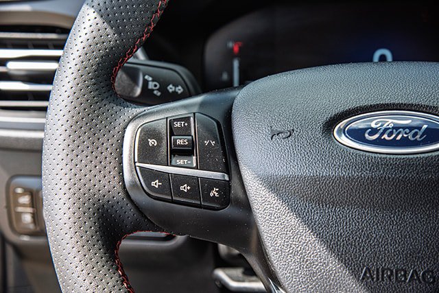 Used 2024 Ford Escape ST-Line w/ Equipment Group 301A FWD image 9