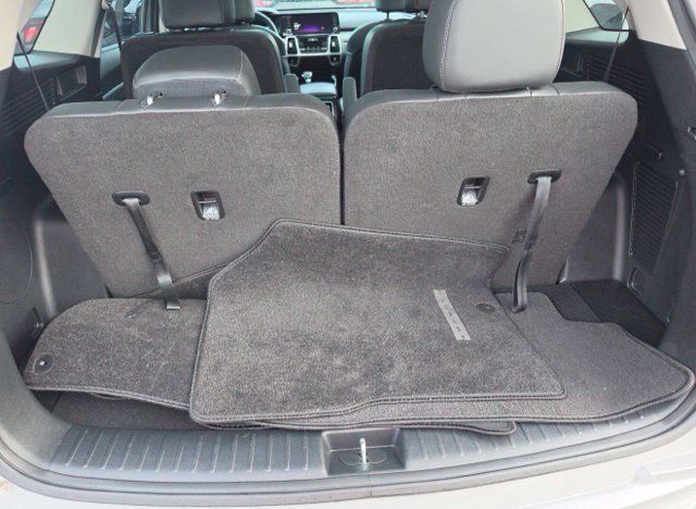 Certified 2023 Kia Sorento SX FWD image 12