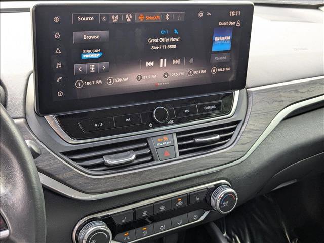 Used 2024 Nissan Altima 2.5 SV w/ SV Premium Package FWD image 15