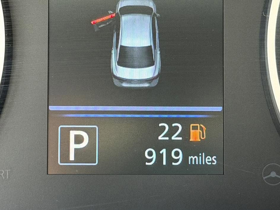 Used 2025 Nissan Sentra S FWD image 23