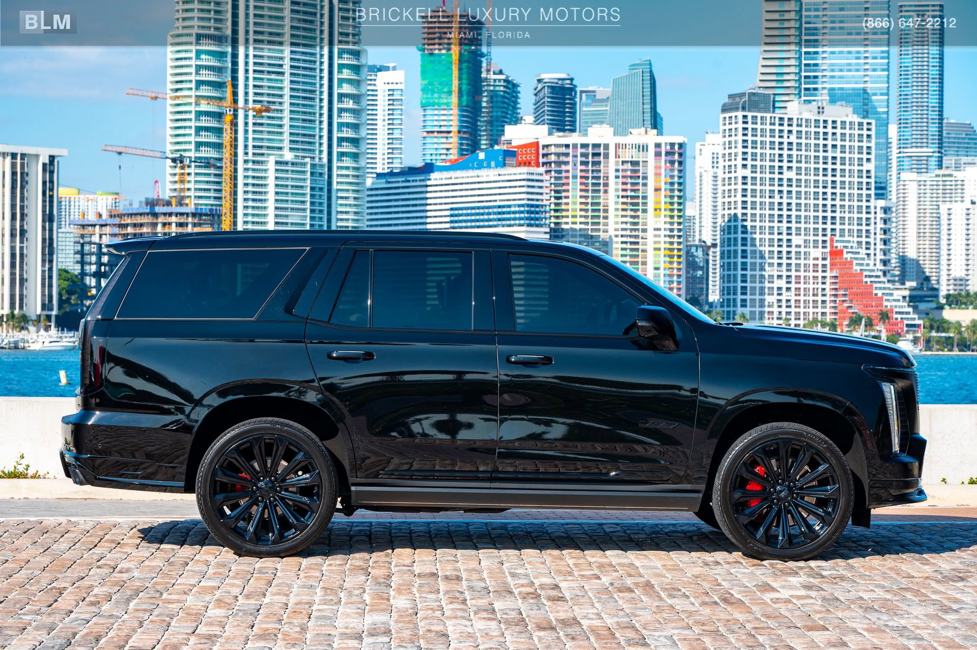 Used 2025 Cadillac Escalade V image 14